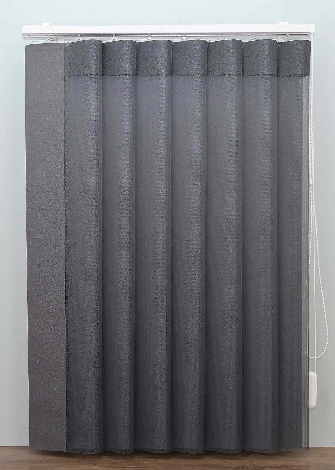 DREAM vertikāla sistēma ar baltu furnitūru antracīta krāsa close