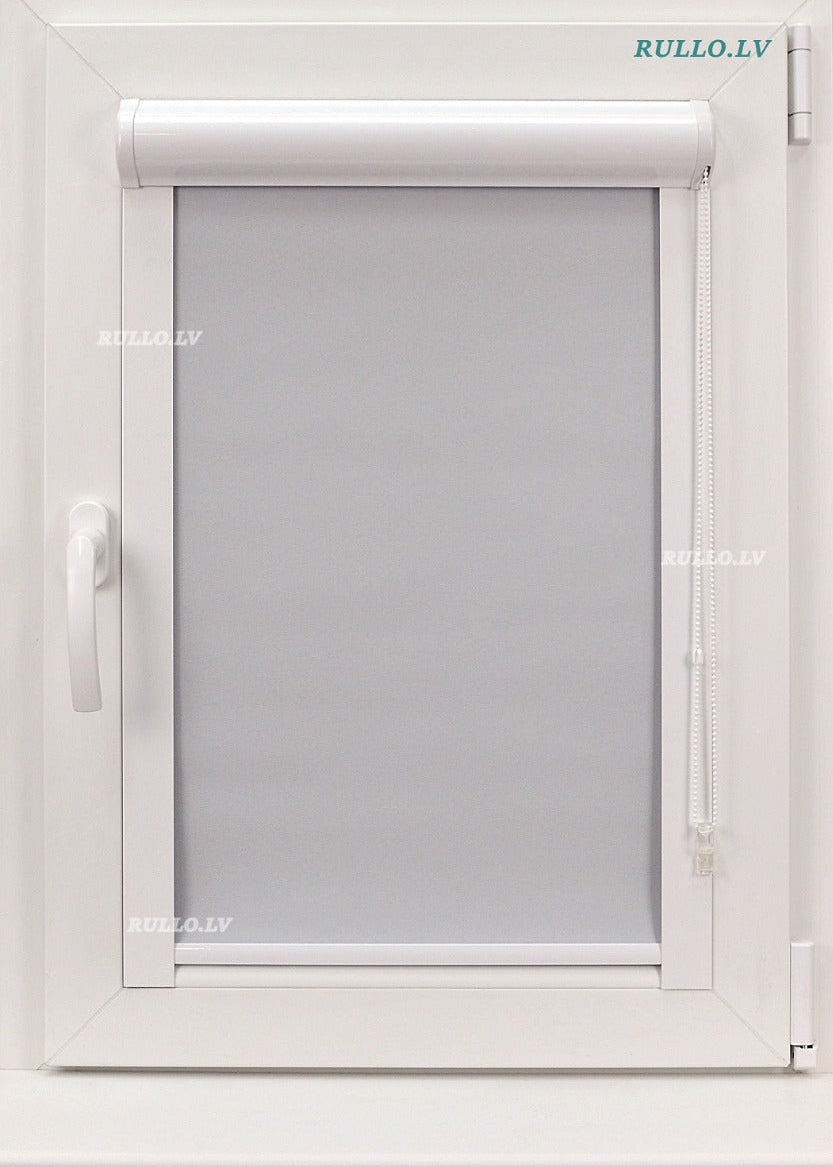 Kasešu žalūzijas PERLA — gaiši pelēks tonis