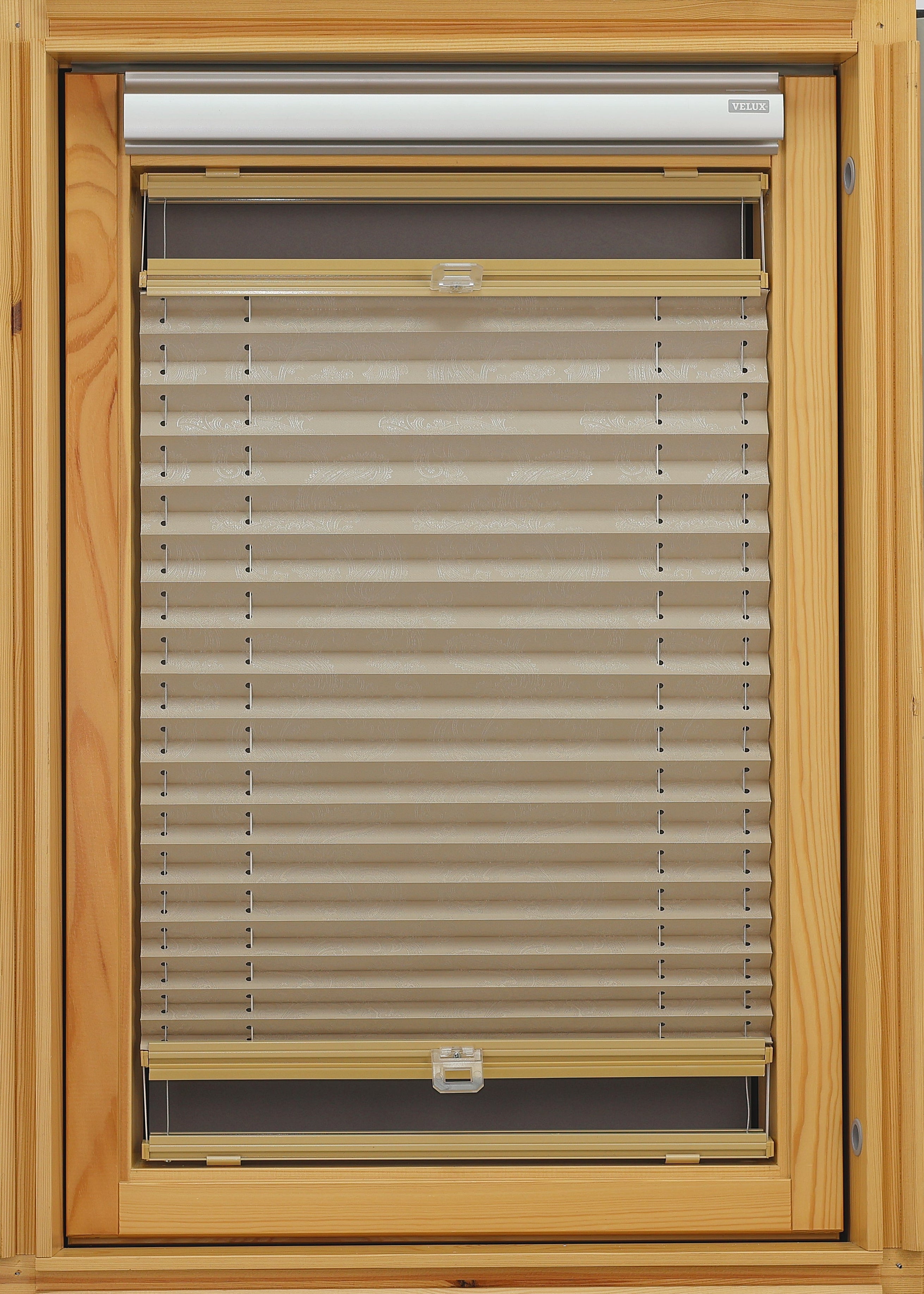 plisētas žalūzijas jumta logiem JAIPUR pelēkbēšs latte tonis open